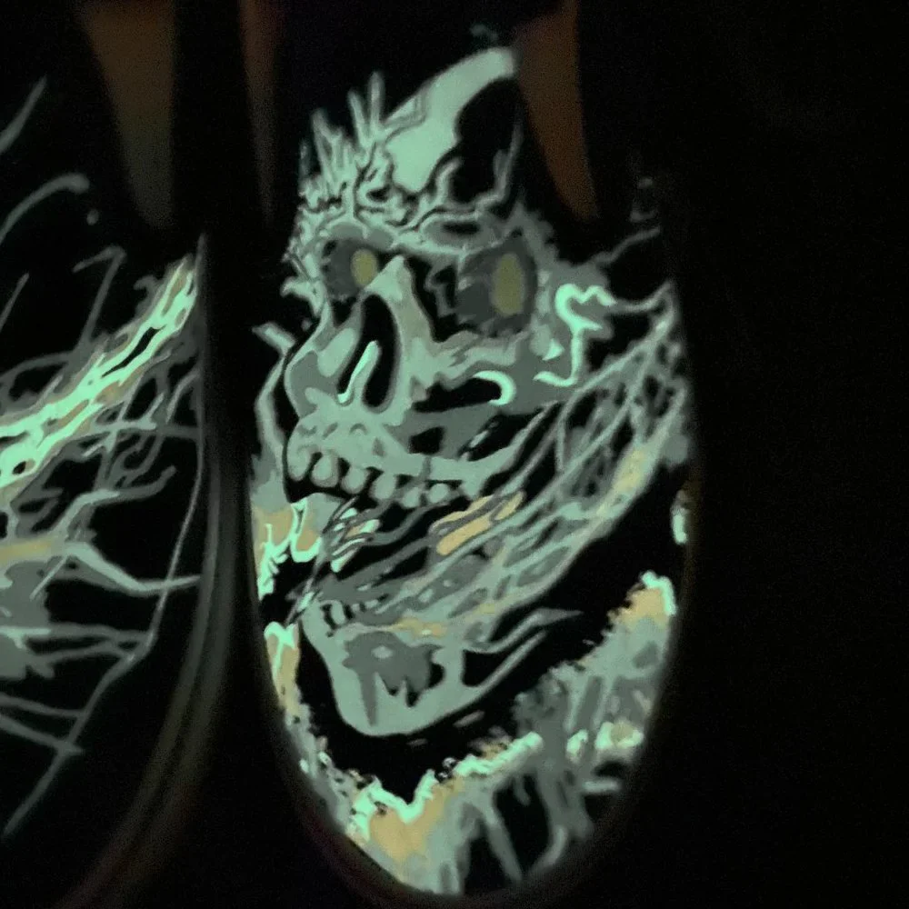 Vans Men's 4.5/Women's 6 Slip On Zap Glow In Dark Dress Blues/Black Skulls
